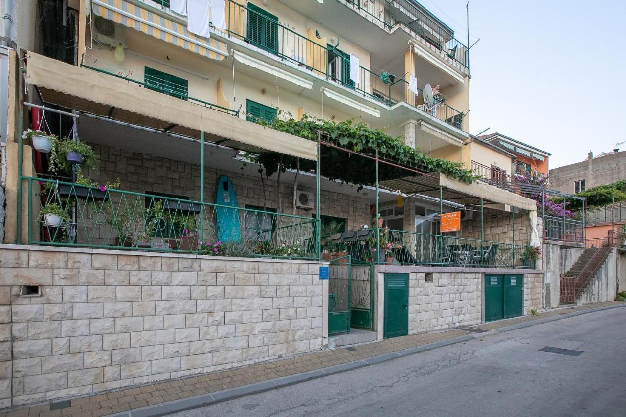 Apartment By The Sea Podgora Exteriör bild