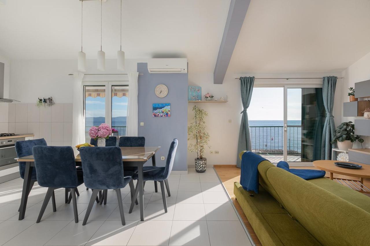 Apartment By The Sea Podgora Exteriör bild