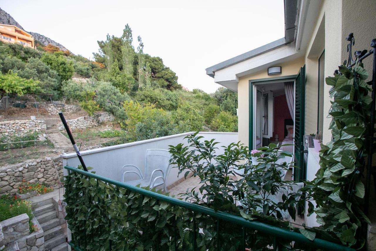 Apartment By The Sea Podgora Exteriör bild